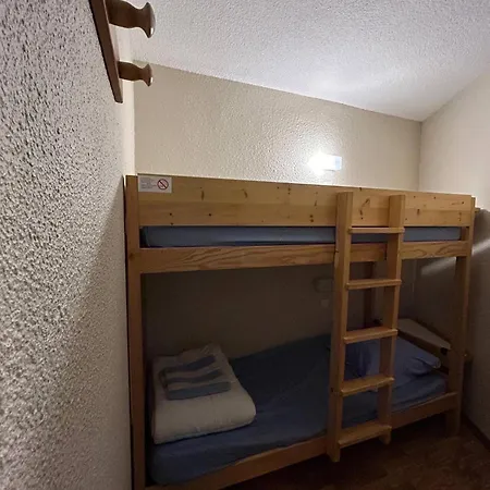 - Inout - 6 Beds Flat C-h26 *