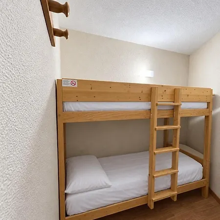 - Inout - 6 Beds Flat C-h26